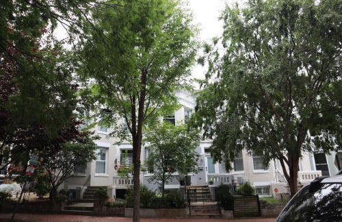 Amazing Large 4 Bedroom 3 Bathroom Home in Downtown DC Walk Everywhere - Foto 54