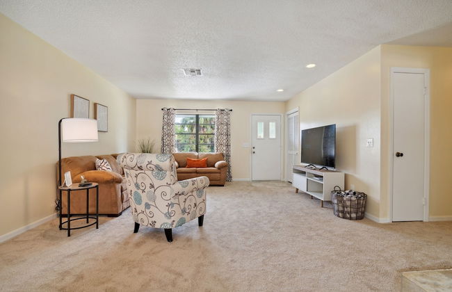 Charming Cottage Escape 3 Bedroom Home by RedAwning - Foto 18