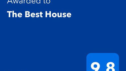 The Best House - Photo 2