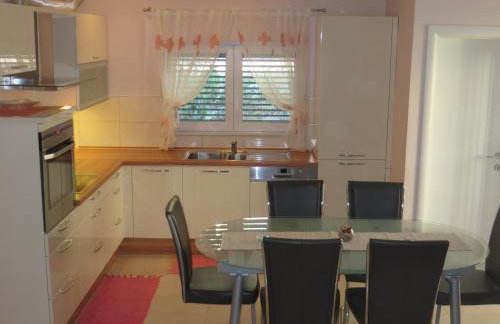 Apartment Simaris - spacious with terrace and sea view - Foto 12