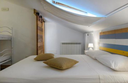 Beautiful Home In Porto Potenza Picena - Foto 18