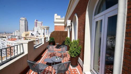 Ático en la Gran Vía con Terraza al Palacio Real - Foto 4