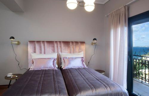 Avra Private Suites - Photo 53