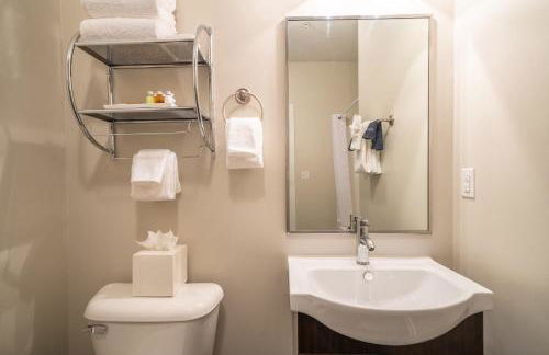 CozySuites MusicRow Astonishing Studio with free parking 23 - Foto 28