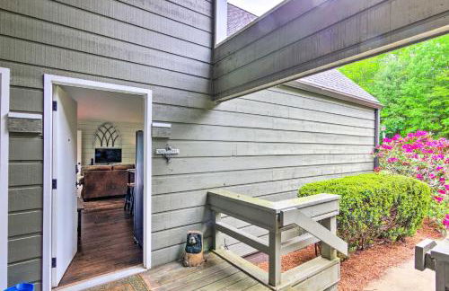 Elegant Sapphire Valley Studio with Resort Amenities - Foto 25