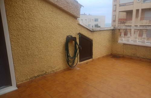 Adosado/casa con terraza y buhardilla. Playa El Perelló - Foto 56