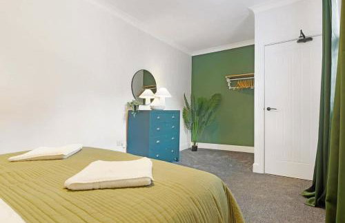 Convenient 2BR Stay on Gladstone Street Near Transport - Photo 21