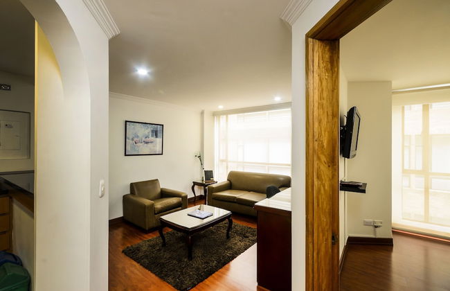 Travelers Suites Edificio Fontana Plaza - Photo 13