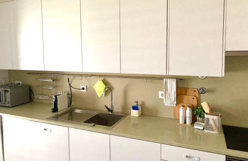 Yellow Five Apartment - Foto 16