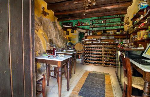 Samonas Traditional Villas - Photo 54