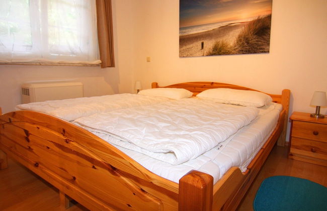 Apartment in Trassenheide Near Sandy Beach - Foto 3