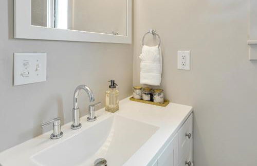 Lebanon Retreat Decks, Fire Pit and Yard - Foto 18