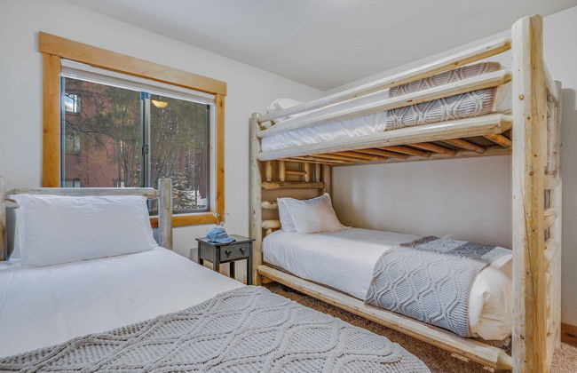 Arroyo by Avantstay Peaceful Mountain Townhouse w/ Large Private Balcony - Photo 5