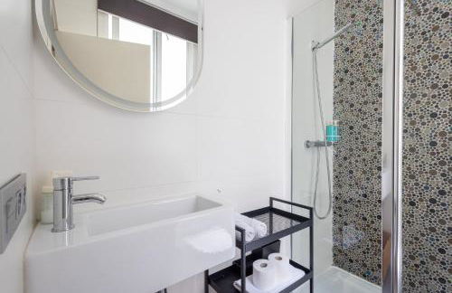 FLORIT FLATS - Stylish 2 Bedroom AC Wifi Terrace Attic in Valencia Center - Foto 15