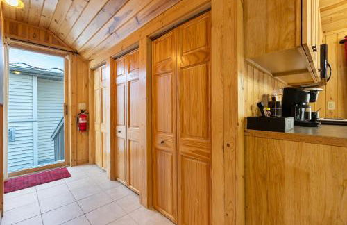 NEW DESIGN Summer on Chain of Lakes Kings Game Rm - Foto 38