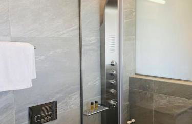 Luxury Maisonette with Shared Pool - Foto 12