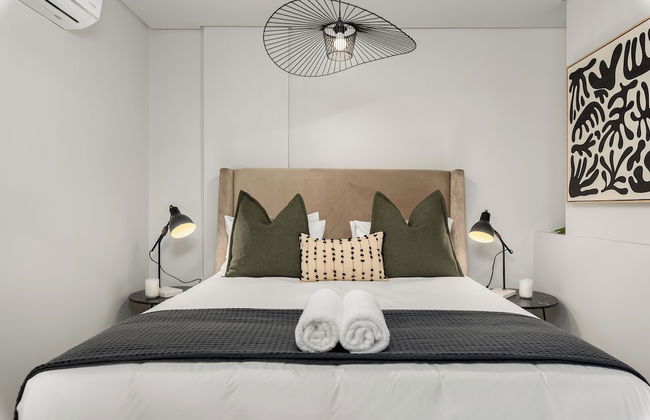 The Tokyo 003 - Photo 3