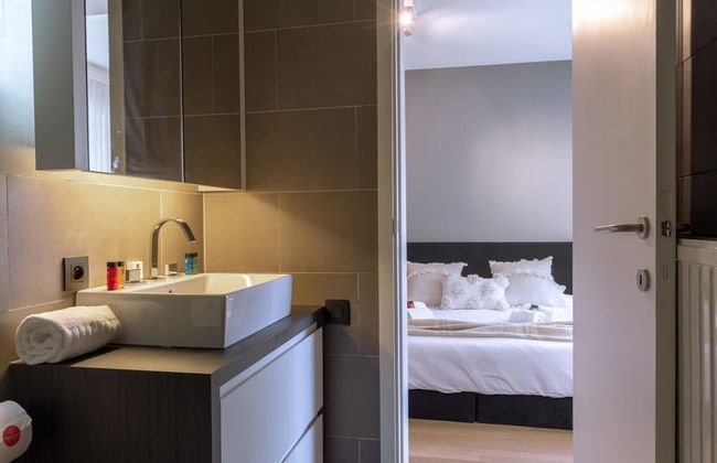 Modern Apartment at the Beach With Parking - Foto 41