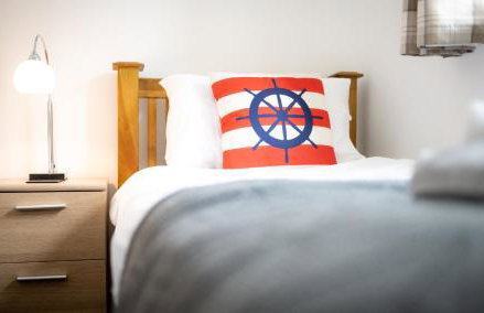 Seaview, Luxury apartment, 2 min walk to Porth Beach - Foto 3