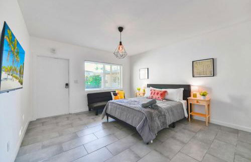 Charming Studio in a Beautiful Neighborhood Setting - Foto 1