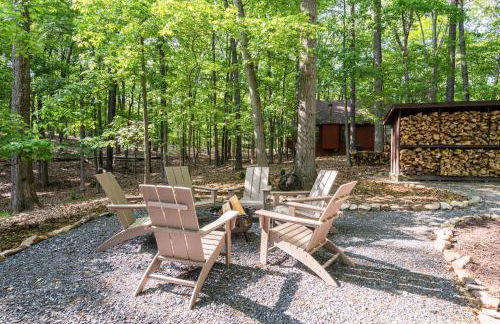 Modern Cabin w/Hot Tub & Fire Pit! - Foto 33