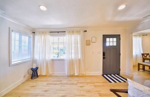 Marbella Lane - Vibrant 4BR RWC Ldry - Foto 11