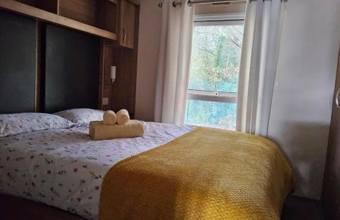 Cosy caravan in Billing Aquadrome - Photo 40