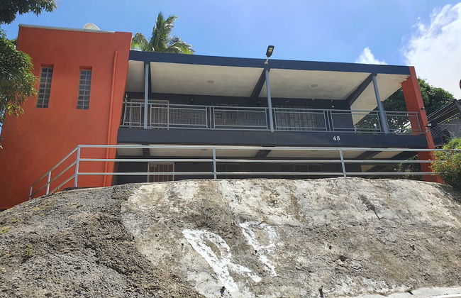 Master Bedroom with Shared Kitchen - Photo 37