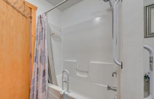 Montello Cabin on Buffalo Lake with Dock and Fire Pit! - Foto 17