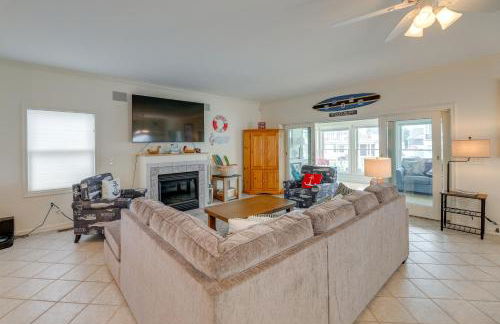 Waterfront Gem with Dock 3 Mi to Fenwick Island Fun - Foto 4