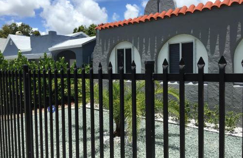 Modern 3/1 house close to Beaches and Midtown - Foto 2