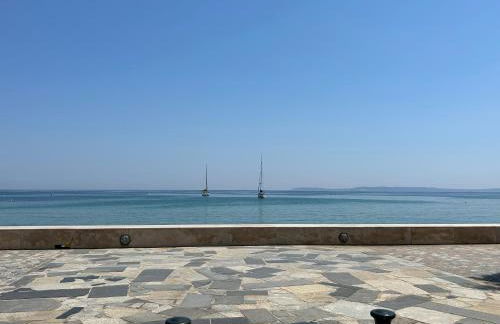 Premium Sea Front Apartment - Foto 53