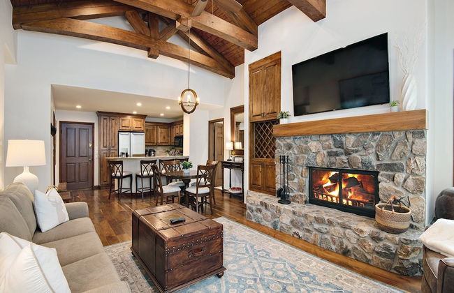 Arrowhead Village Condo - 206 Seasons Lodge - Photo 10