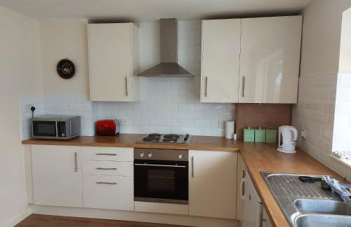 3-Bed Cottage Sleeps 4 20 mins to Northampton - Photo 13
