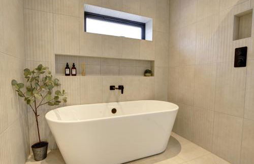 Kist Accommodates presents - Hygge House, Parking, EV Point - Foto 50