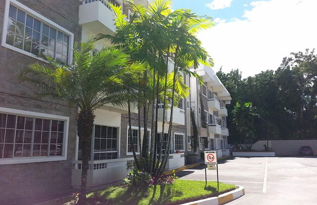 Suites & Apartments San Benito Flats - Photo 32