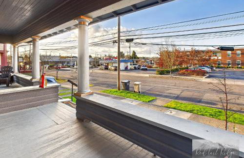 Boho Revival Modern Glam with AC in Downtown Albany - Foto 62