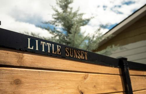 Downtown Boise Sunset Ave Romantic Private Suite - Photo 33