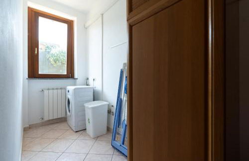 House of Camellias - Ground Floor with Garden - Foto 8