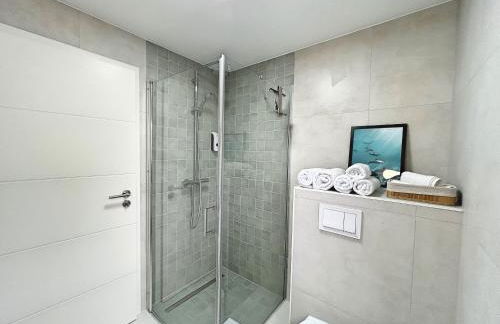 Basilisk Homes - in Grenzach-Wyhlen bei Basel - 4 x Moderne Fewos je 1bis2, 1bis4 oder 1bis6 Pers mit Küche und Balkon oder Terrasse - Parkplätze vorhanden - Foto 42