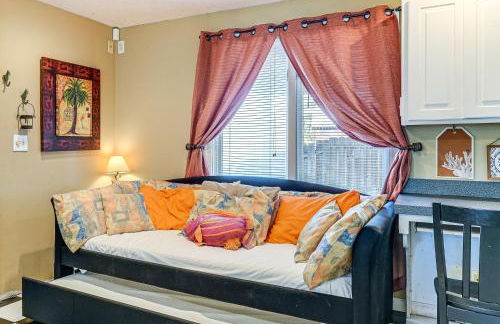 Cozy PCB Cottage about 1 Block to Beach! - Photo 5