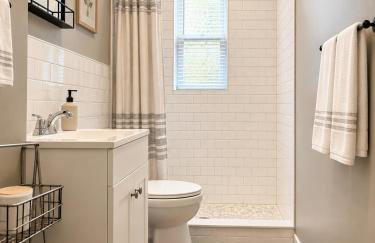 Charming Victorian Home In Historic District - Foto 14
