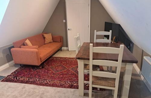 Trowel and Hammer Flat 1 - Foto 8