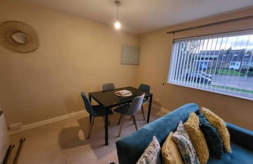 Lovely apartment with free parking & Wi-Fi - Foto 2