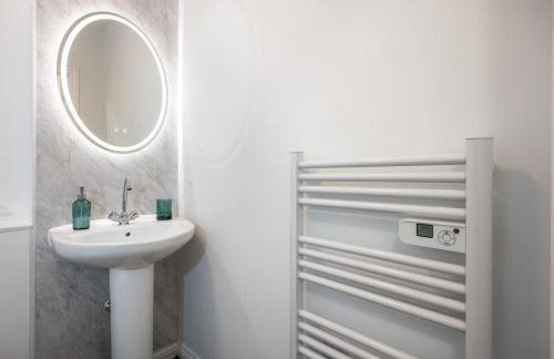 Reading 2-Bed Apartment & Parking - Photo 24