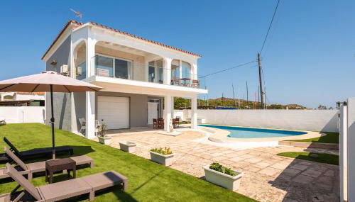 Villa Amarres by Escape Home - Photo 5