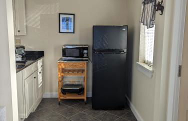 Riverfront 2nd floor with balcony Sheepscot Harbour Vacation Club Studio #210 - Foto 5