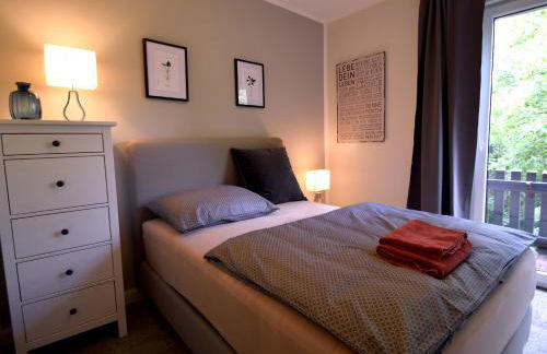 BESOTEL Erkrath - 20 Wohnungen 2 Standorte 35 Schlafzimmer 29 Badezimmer 52 Betten für 73 Gäste - Foto 52