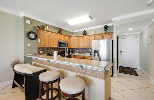 PARKING INCLUDED-Beachfront 2BD Ocean Villa! Gorgeous Amenities, Private Complex - Photo 14