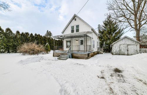 Near Hiking and Skiing Cozy Home in Cortland! - Photo 24